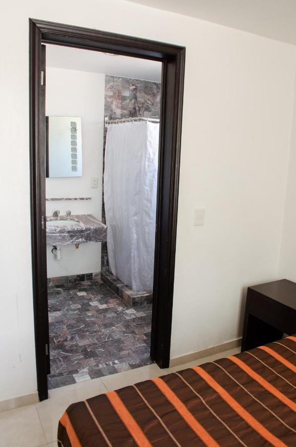 Hotel O Puente San Juan del Río Kültér fotó