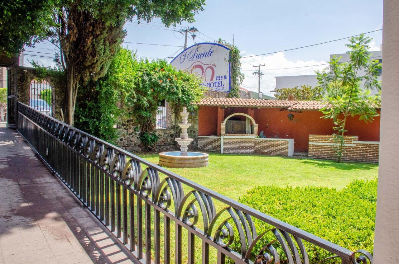 Hotel O Puente San Juan del Río Kültér fotó