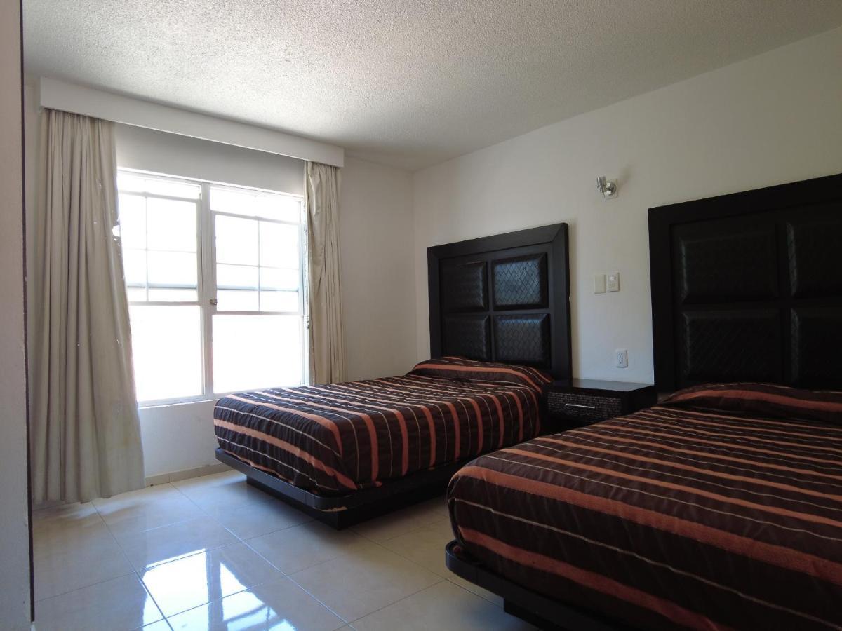 Hotel O Puente San Juan del Río Kültér fotó