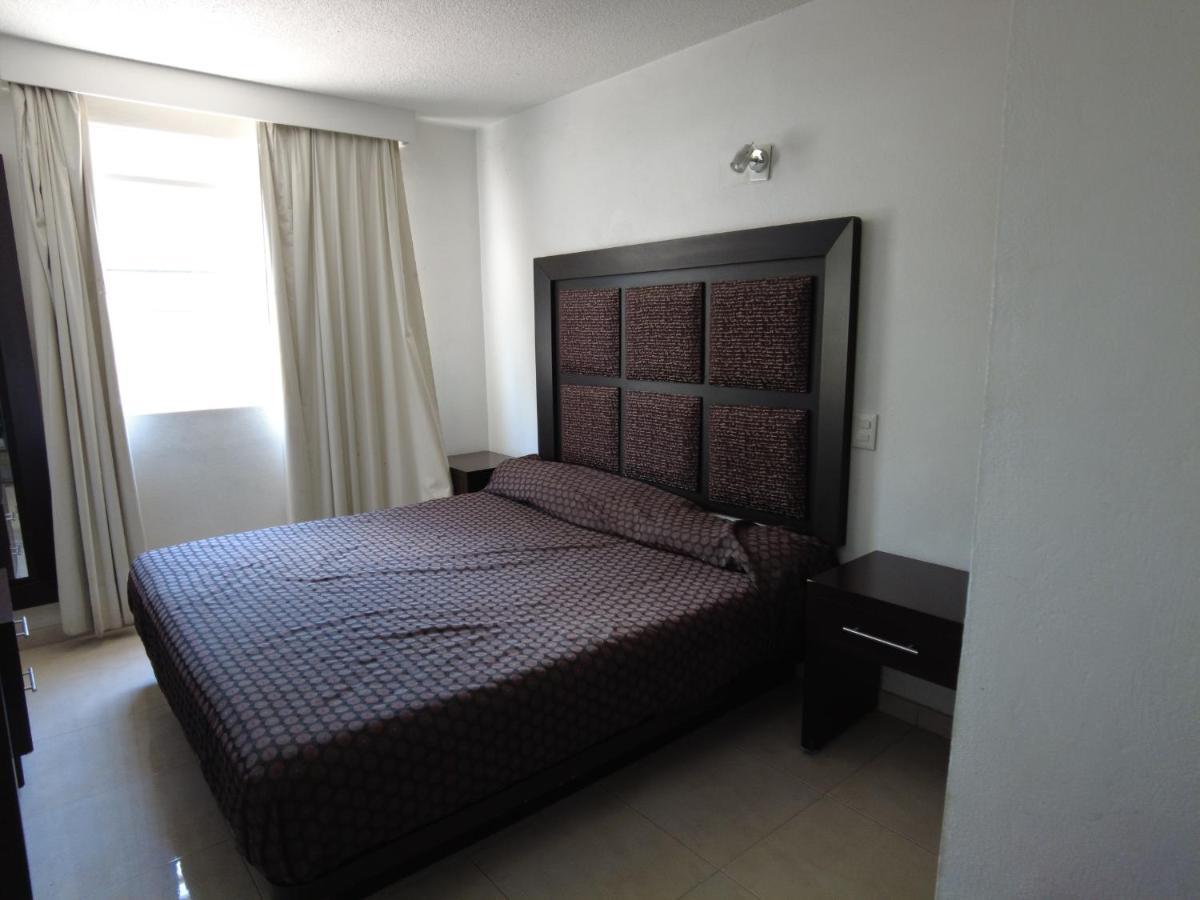 Hotel O Puente San Juan del Río Kültér fotó